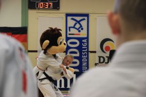 tl_files/judoka_stade/2018/Bilder/2018 11 Yoko Luise uebung.JPG